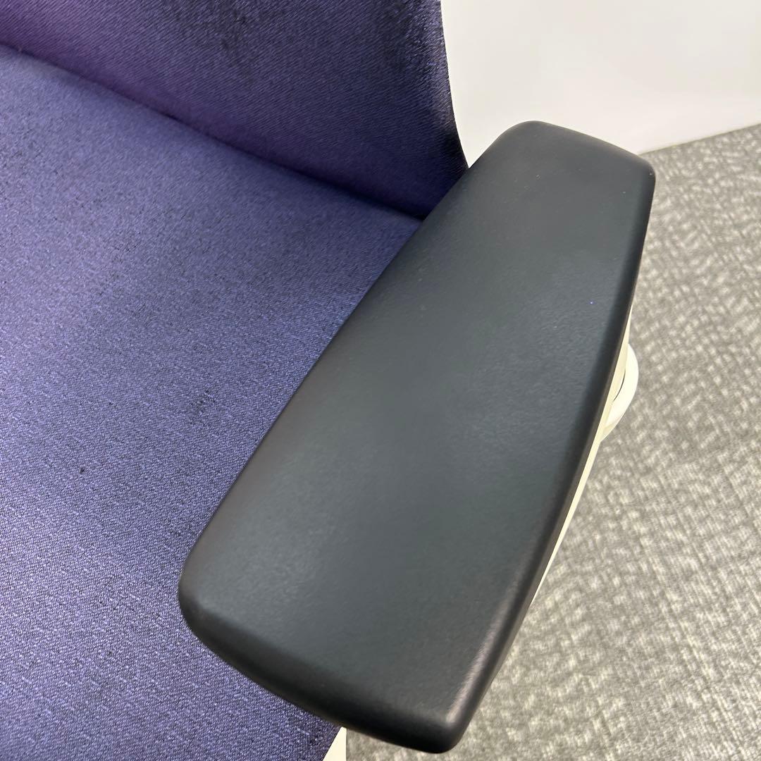 H エンボディチェア ハーマンミラー ホワイト Embody ネイビー