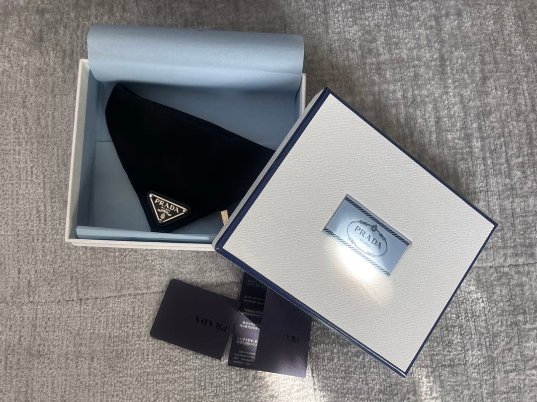 PRADA ペット 首輪 Mサイズ