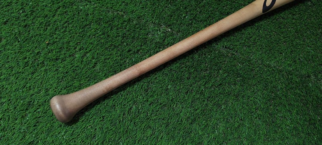 アシックス　田中広輔　木製バット　②　フレアグリップ