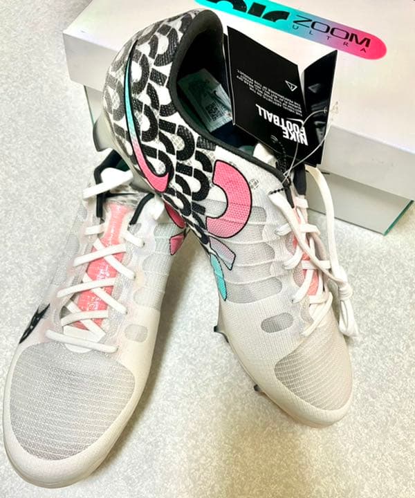 【限定品 ナイキ マーキュリアル エア ズーム ウルトラ SE FG 27cm】