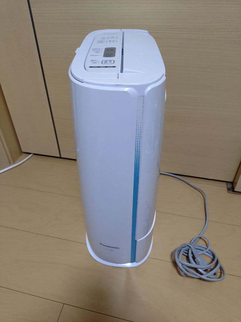 Panasonic　除湿機　F-YZT60