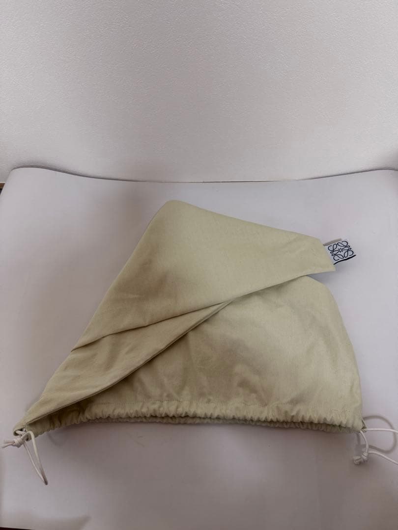 【新品未使用】☆LOEWE HAMMOCK SMALL BAG ☆バーガンディ