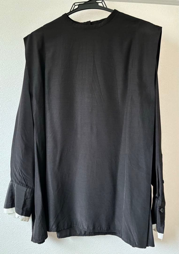 トップス LOHEN 2024SS SHOULDER TACK BLOUSE BLACK