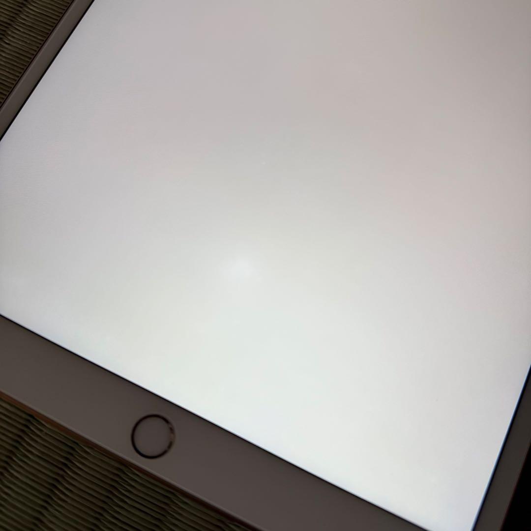 Apple iPad Air (第3世代) 10.5インチ　ゴールド　64GB