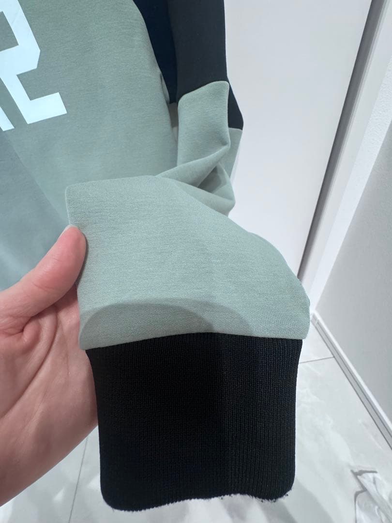 V12 ハーフジップ ゴルフジャケット グレー/ブラック