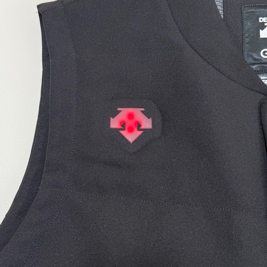 DESCENTE GOLF モバイルサーモリサイクル中わたベスト L ブラック