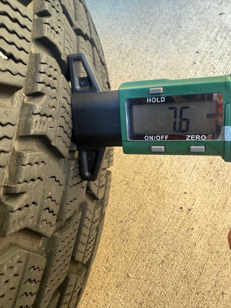 スタッドレス　ガンメタホイールセット195/65-15 グッドイヤー