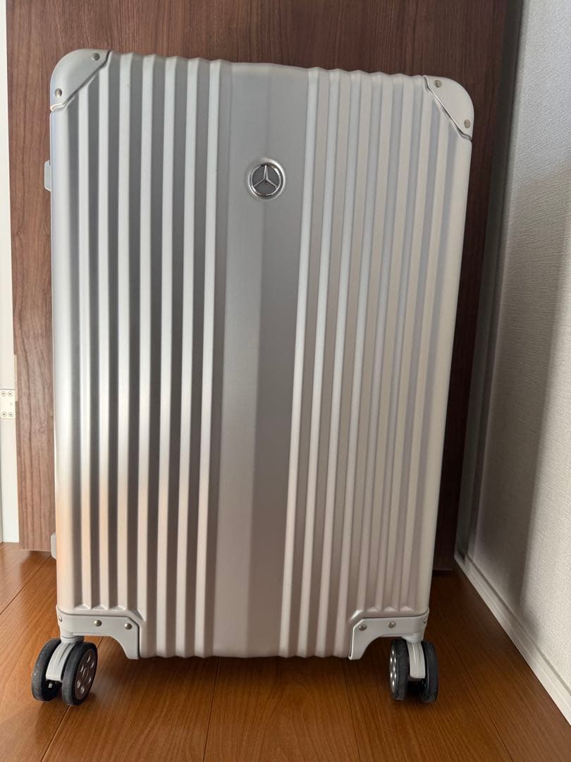 Mercedes-Benz キャリーケース　65リットル　新品　最安値