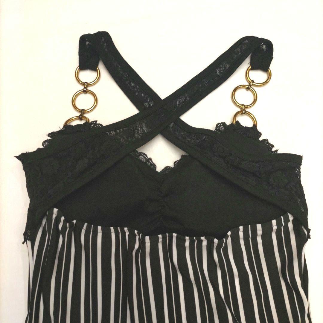 そ*ン様 d.i.a ダイヤ キャミソール レース ストライプ 背中あき 黒 ギ