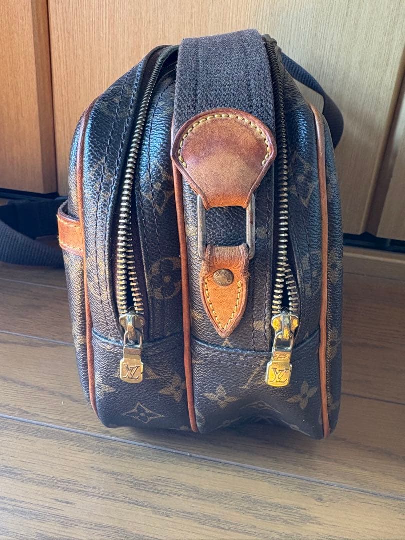 ルイヴィトン リポーターPM ショルダーバッグ