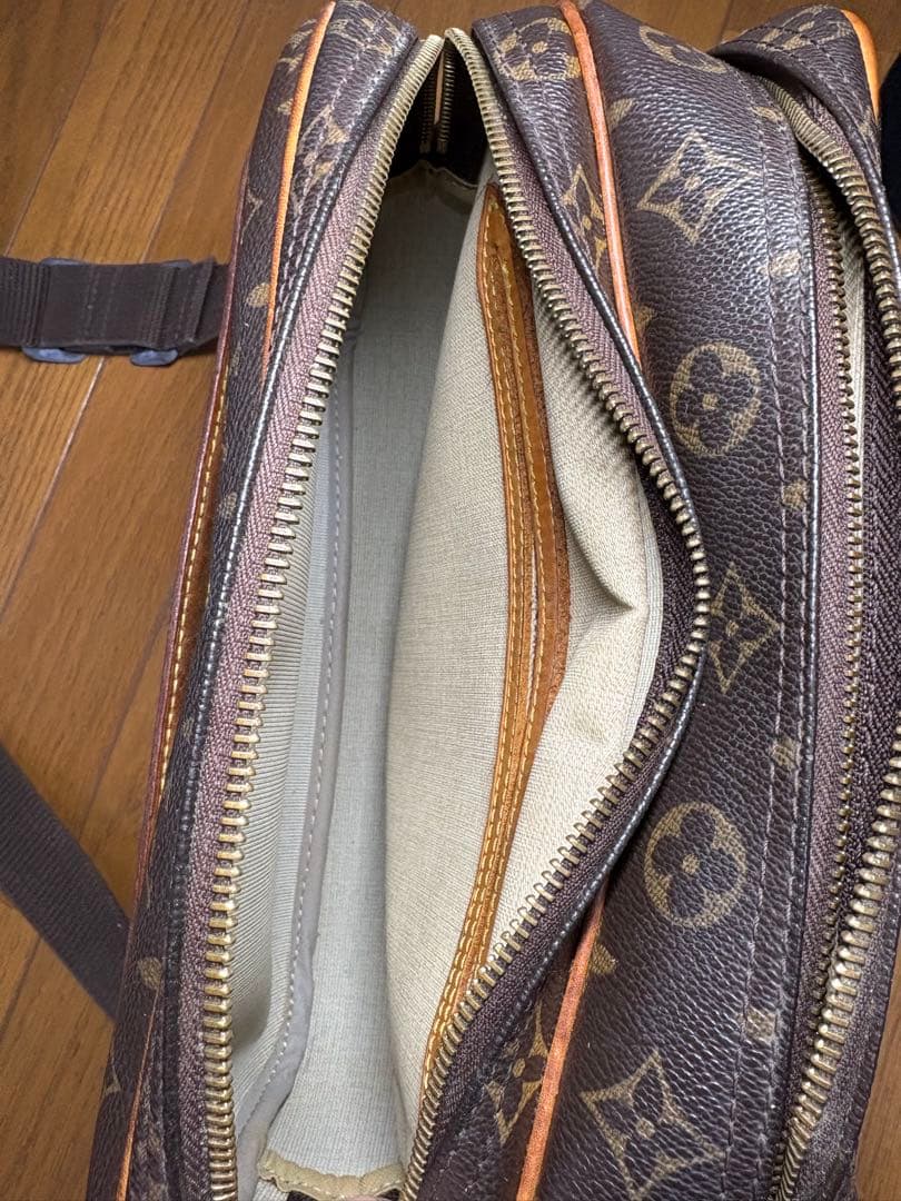 ルイヴィトン リポーターPM ショルダーバッグ