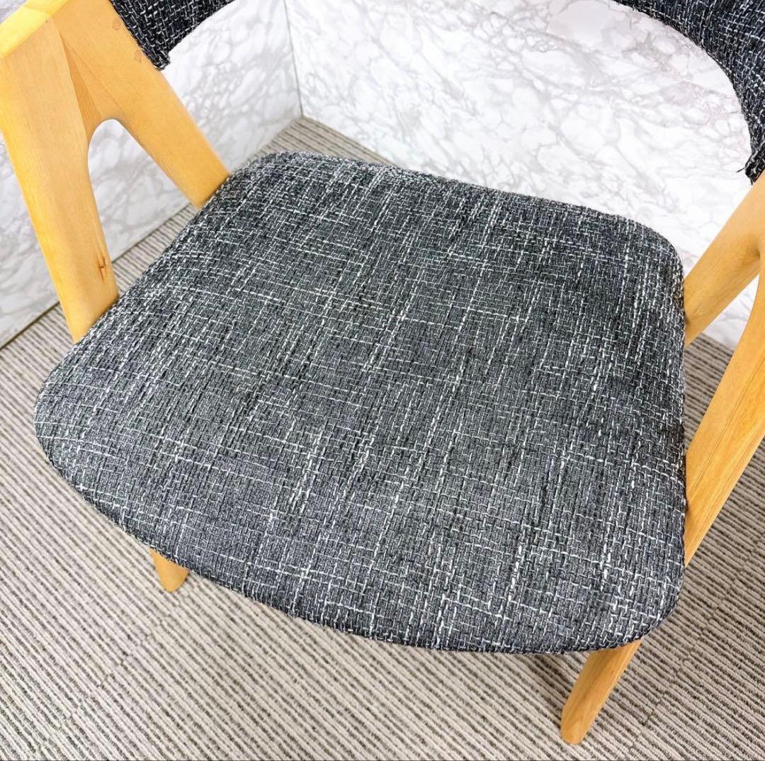 ダイニングチェア 椅子 一脚 ブラス 木製脚 ブラック ダークグレー系 張地　①