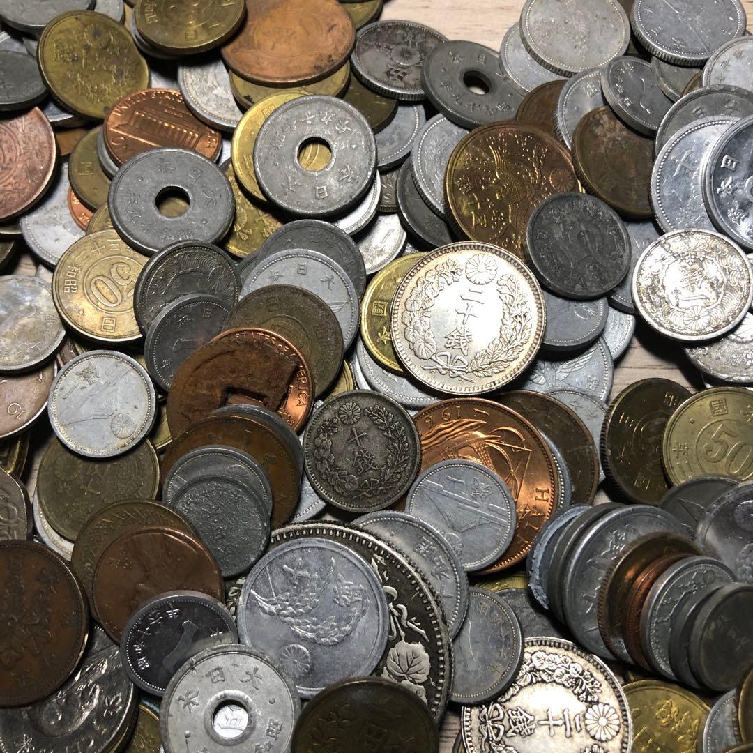 Zお宝探し！世界、日本古銭1KG 大量　一圓銀貨など　金貨銀貨 貴重