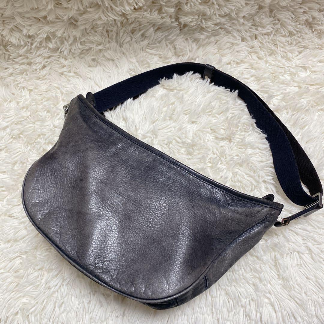 希少カラー【aniary/アニアリ】ショルダーバック　舟型　レザー　グレー