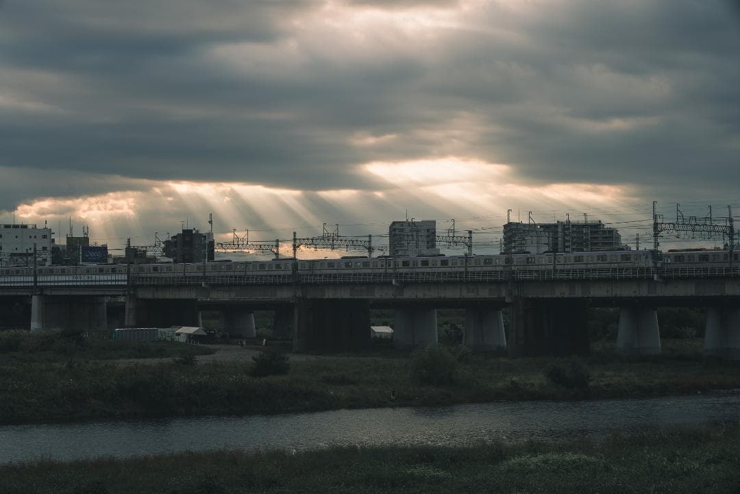 虹のかかる沈胴！Leica Elmar M 90mm F4 沈胴 オールドレンズ