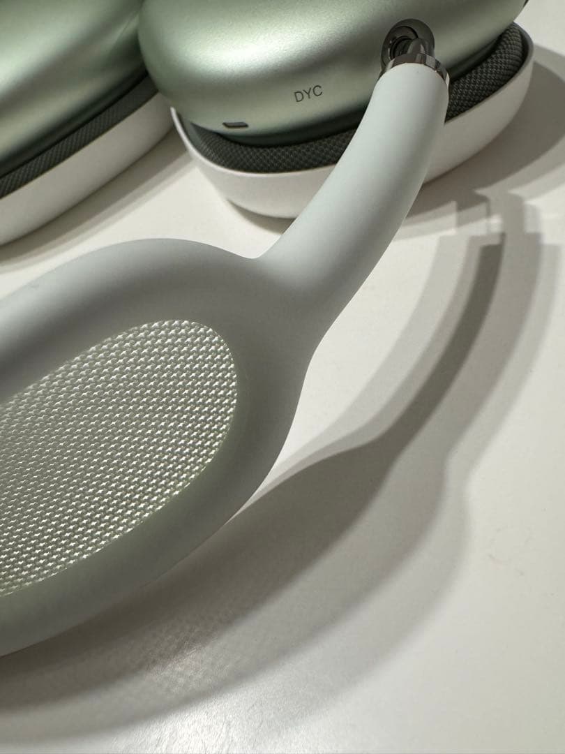 Apple AirPods Max ミッドナイトグリーン