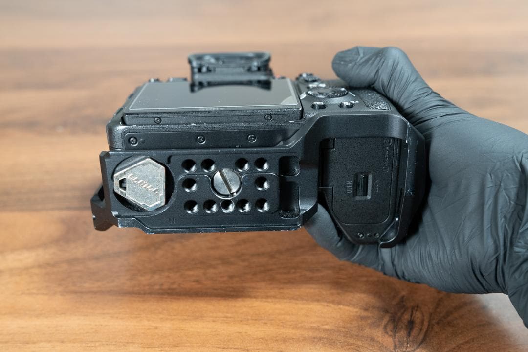 【美品】 SONY α7RM4 ボディ ILCE-7RM4 防湿庫保管