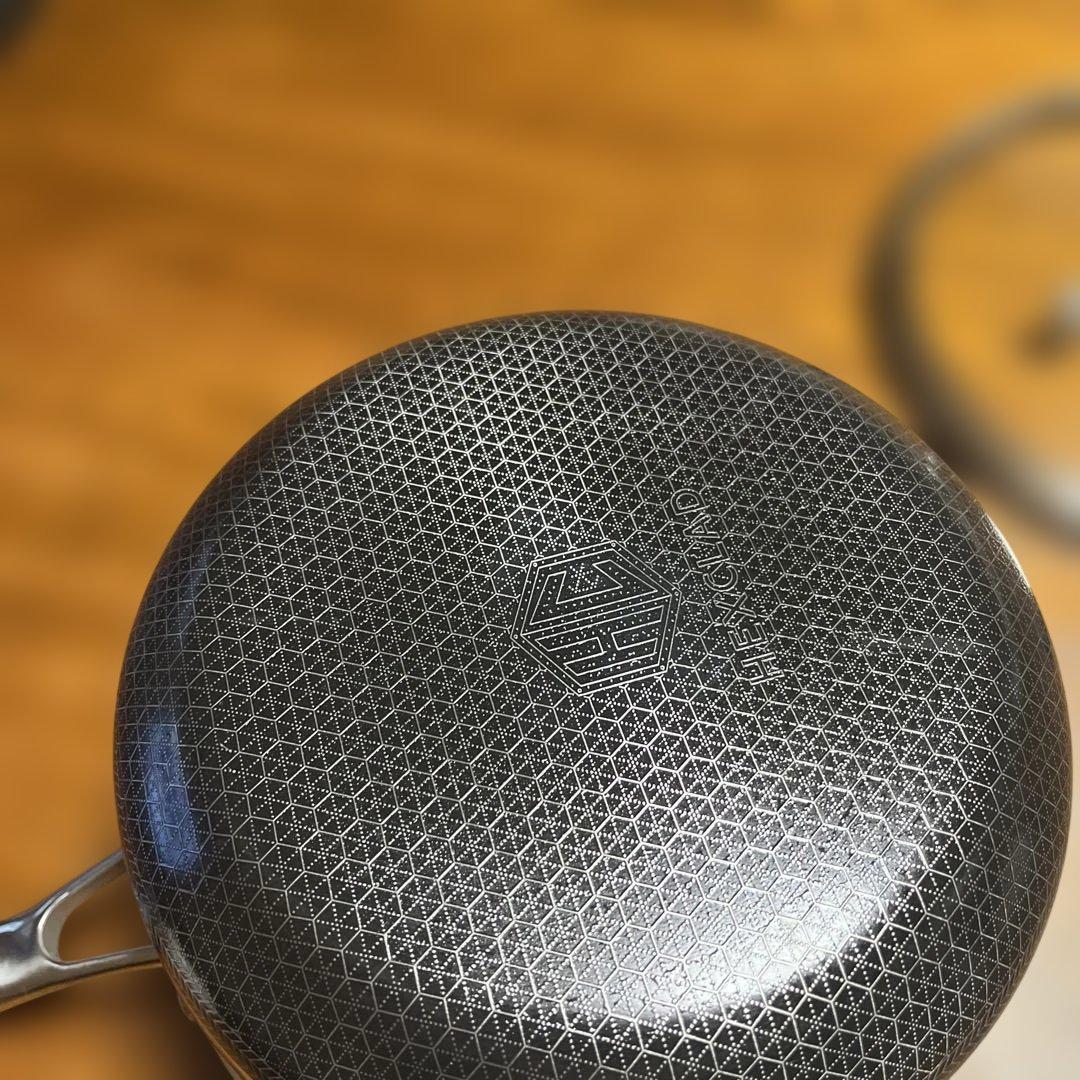 HEXCLADハイブリッドノンスティック片手鍋 ガラス蓋付き20㎝