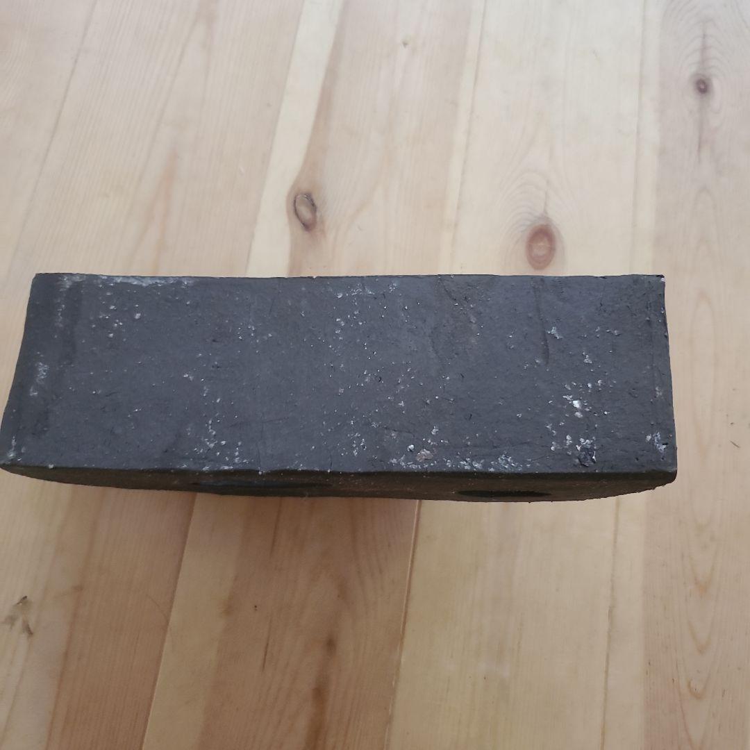 ダークグレーの抽象花器、一輪挿し　和風　床の間