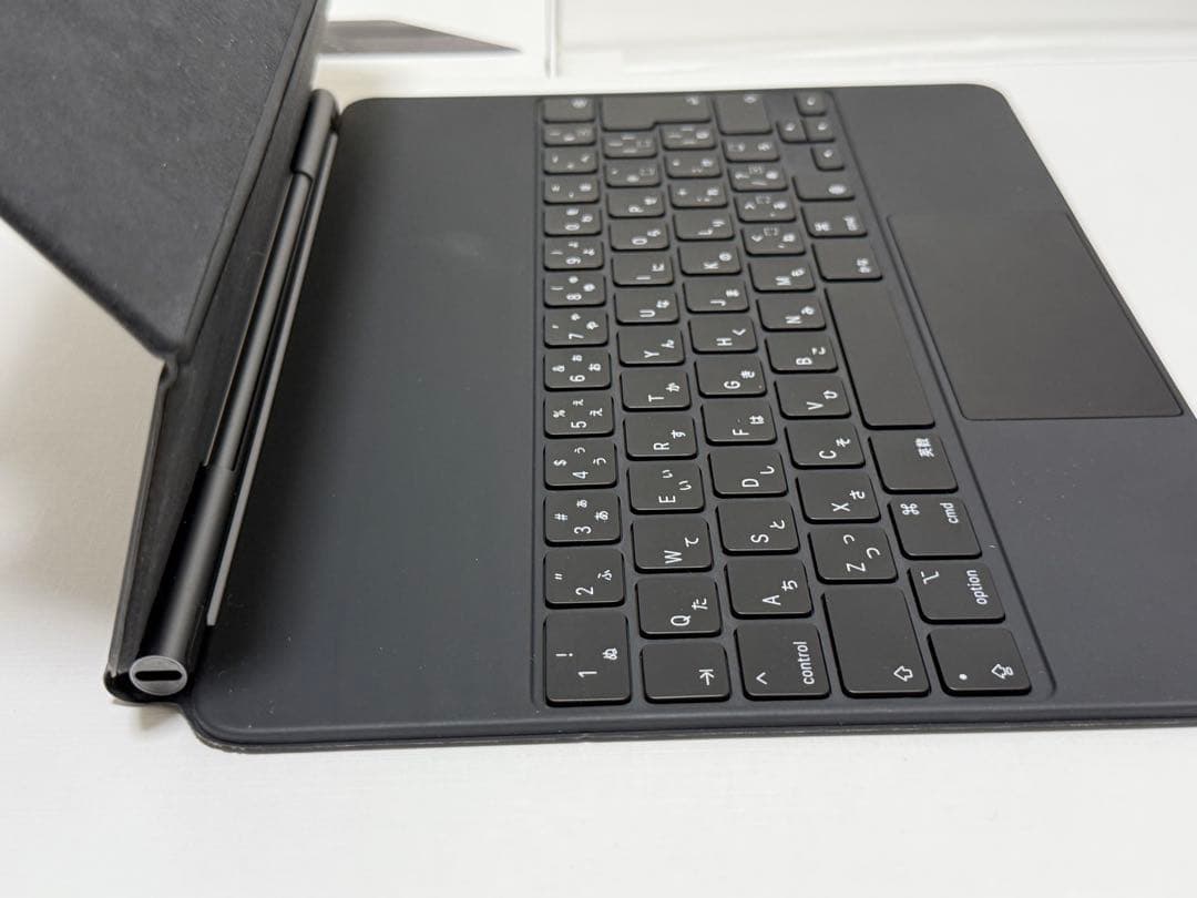 純正Magic Keyboard MXQU2J/A 12.9インチ