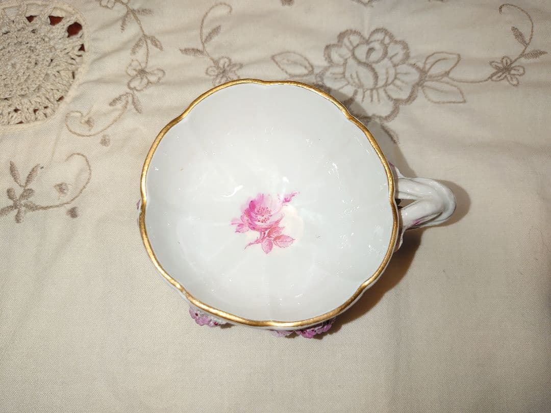 アンティークカップ　マイセン