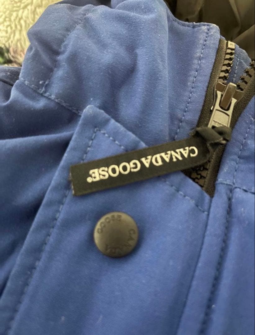 ごりけんTee Shyne着用 カナダグース 青 短丈 安心鑑定済