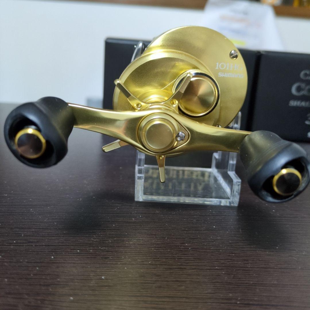 【美品】SHIMANO 15 カルカッタコンクエスト101HG
