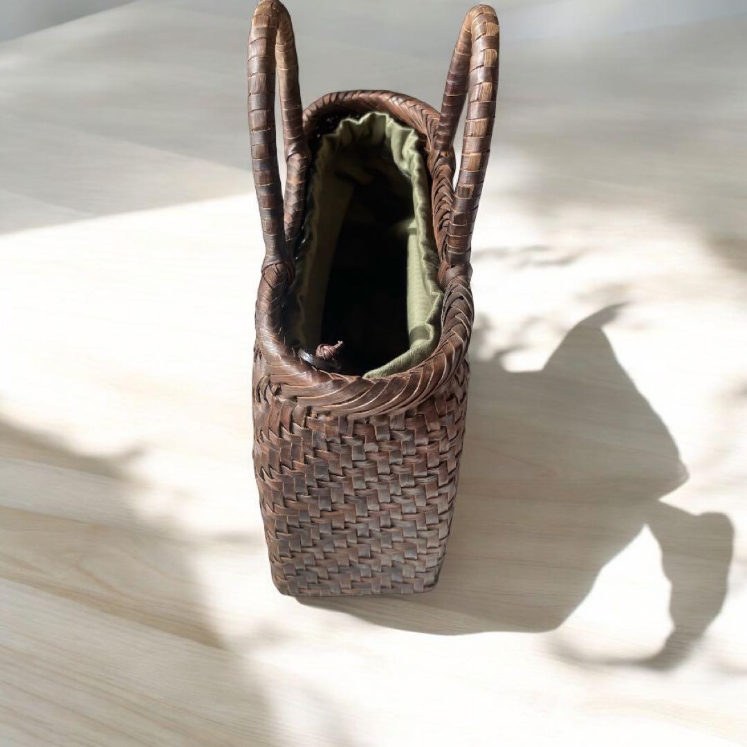 さんご様　アルカン 胡桃製　くるみ　かごバッグ 美品