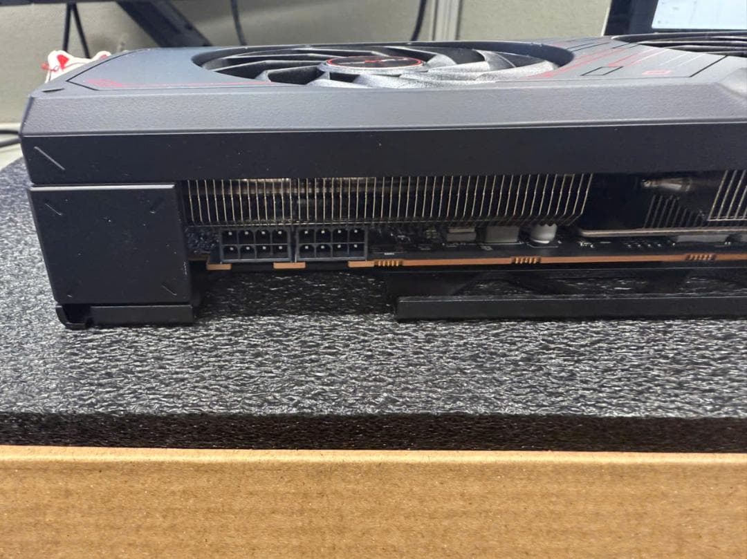 グラフィックボード・グラボ・ビデオカード AMD RX 7800XT