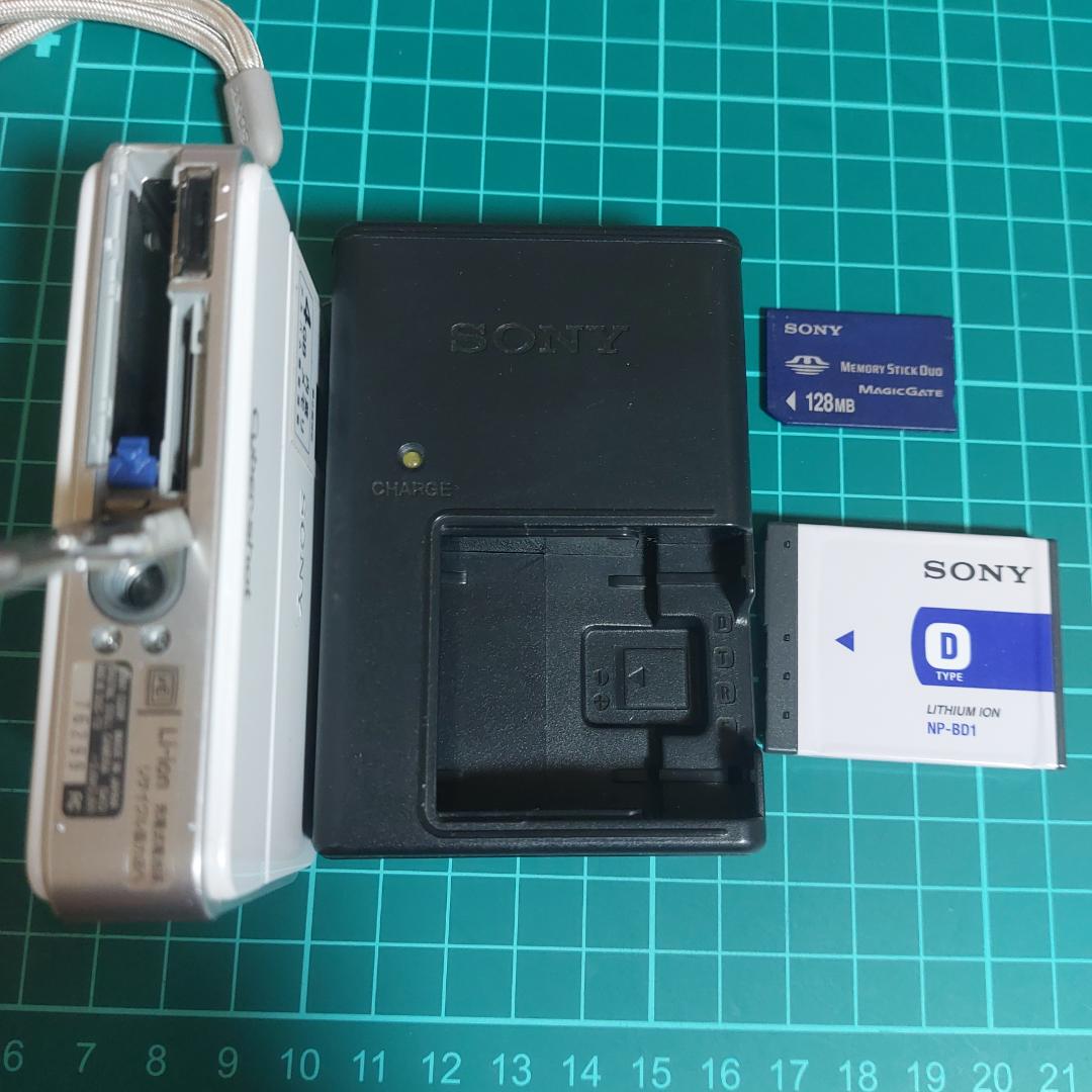 SONY Cyber-shot DSC-T2 ホワイト