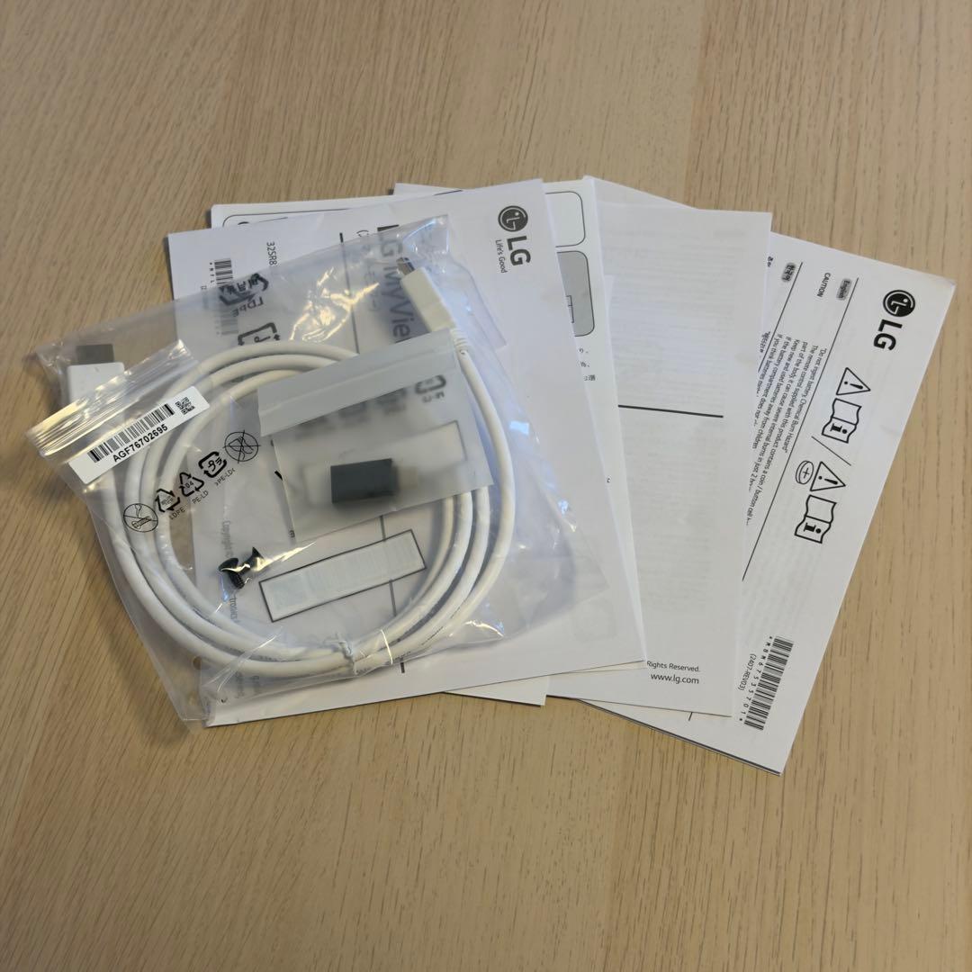 LG 31.5インチ　スマートモニター 32SR83U