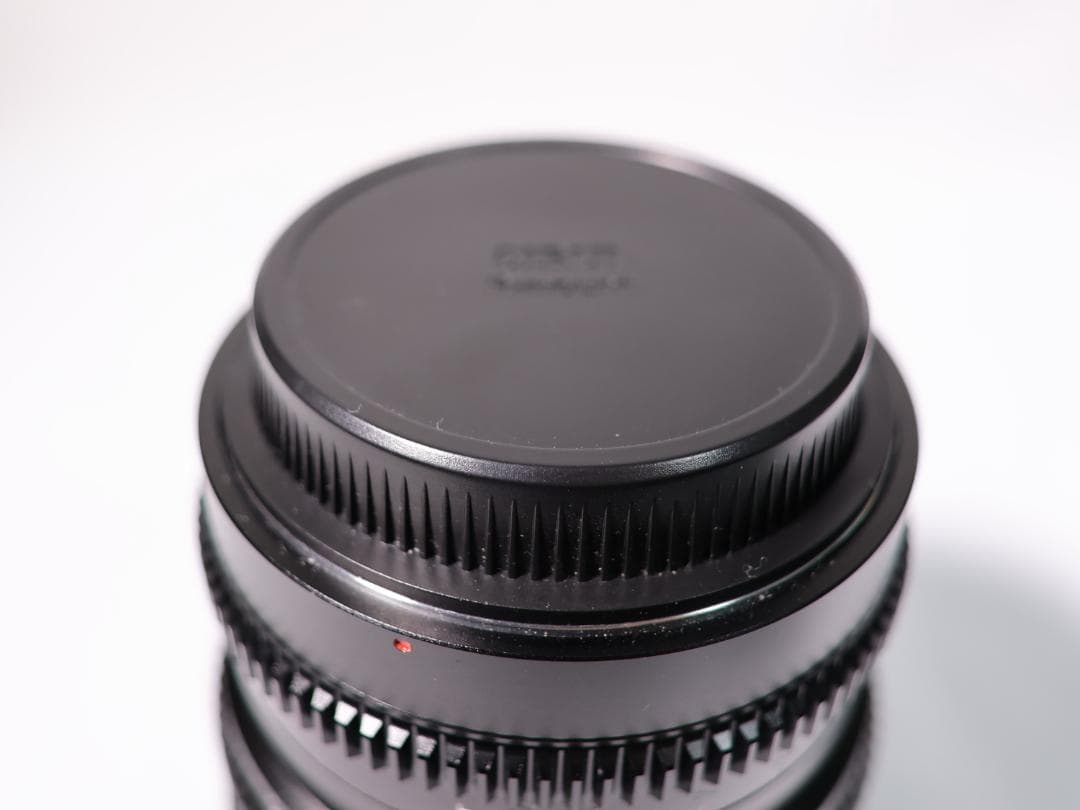 SIRUI Night Walker 35mm T1.2 キャノン　RFマウント