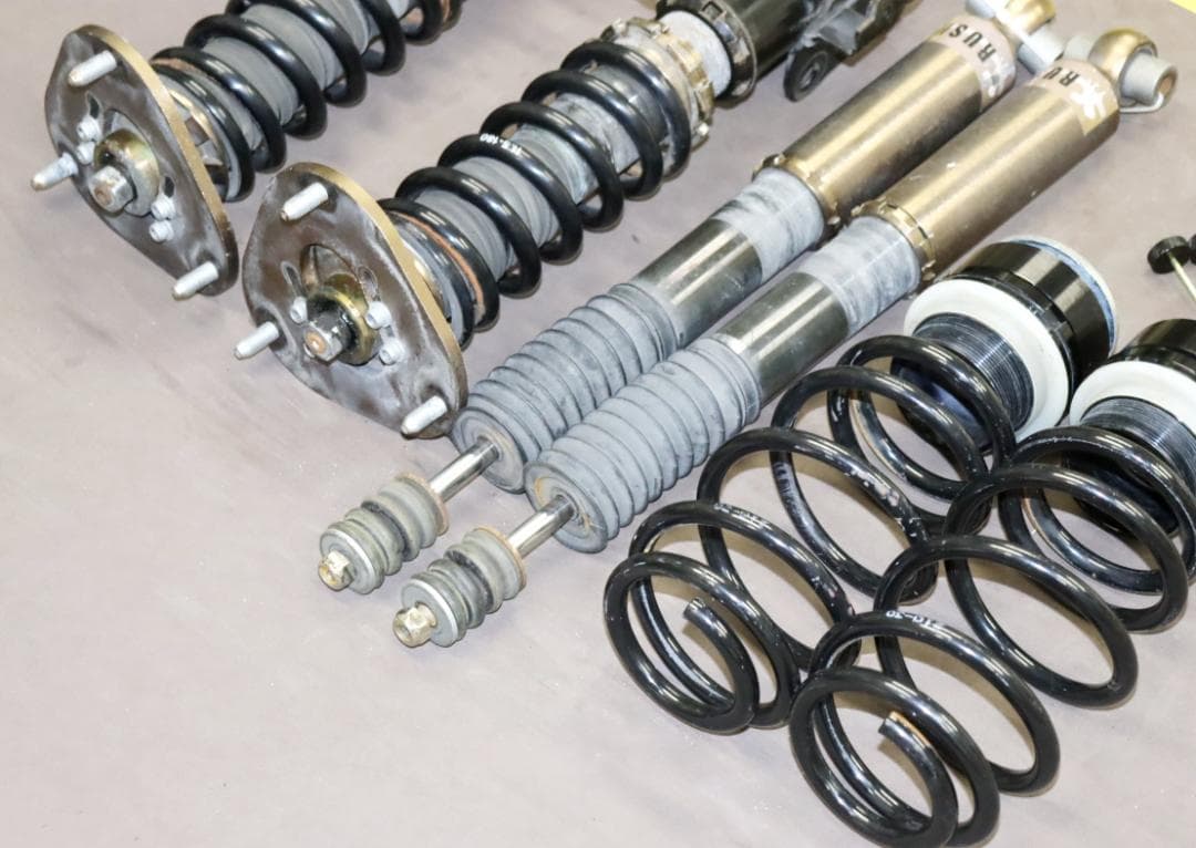 トヨタ プリウス ZVW30 ZVW35　RUSH(ラッシュ) 　車高調