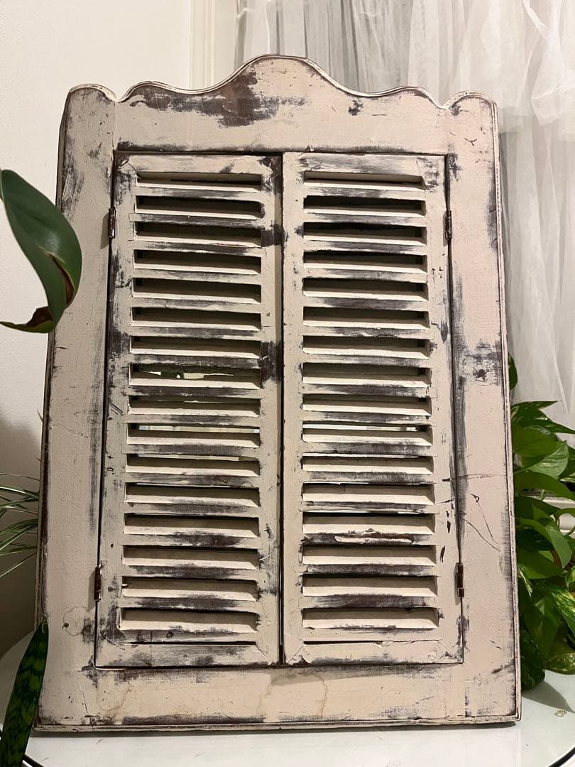 ウォールミラー シャビー 扉タイプ 白系