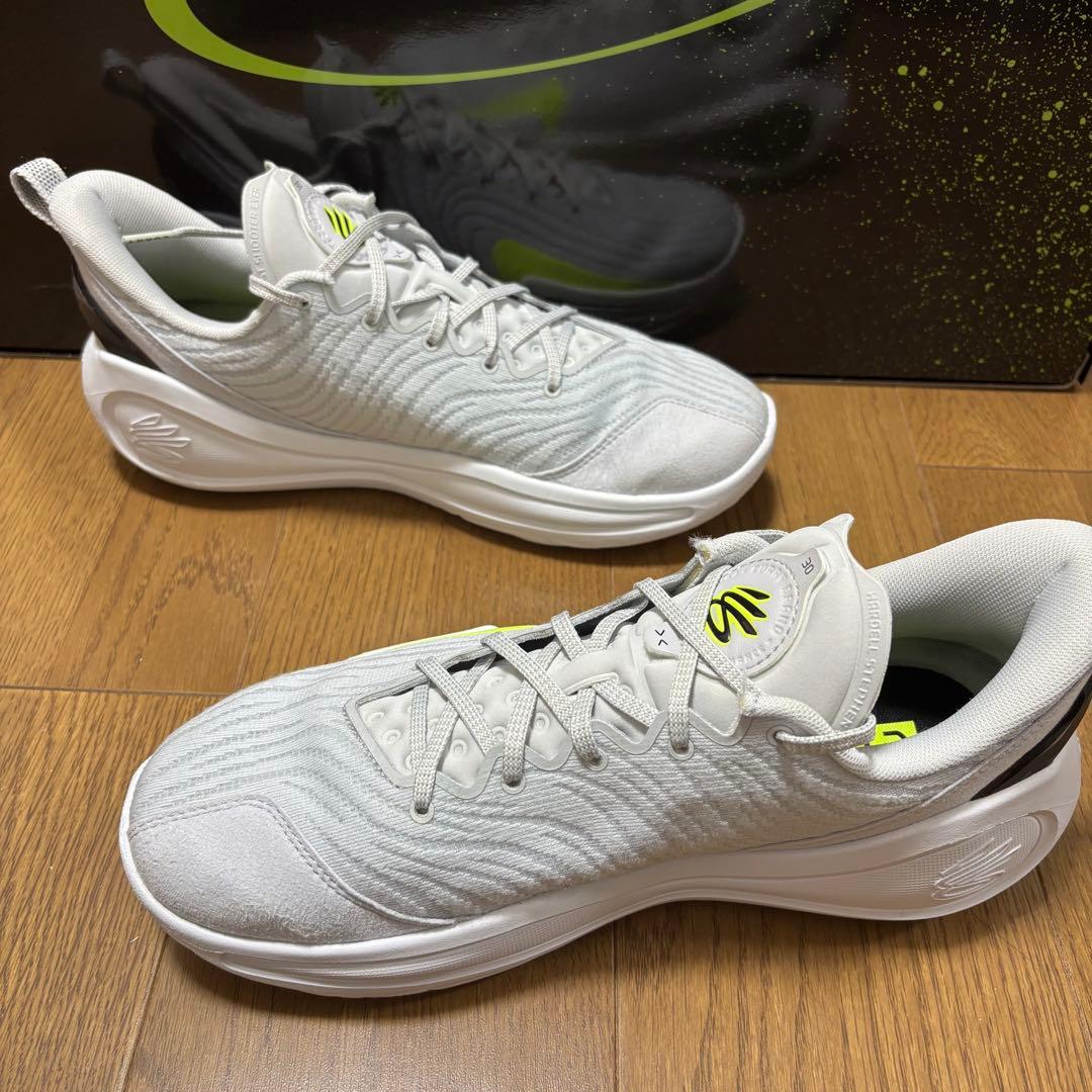 Curry 12 \"Gravity\" Special Box 【28.5cm】
