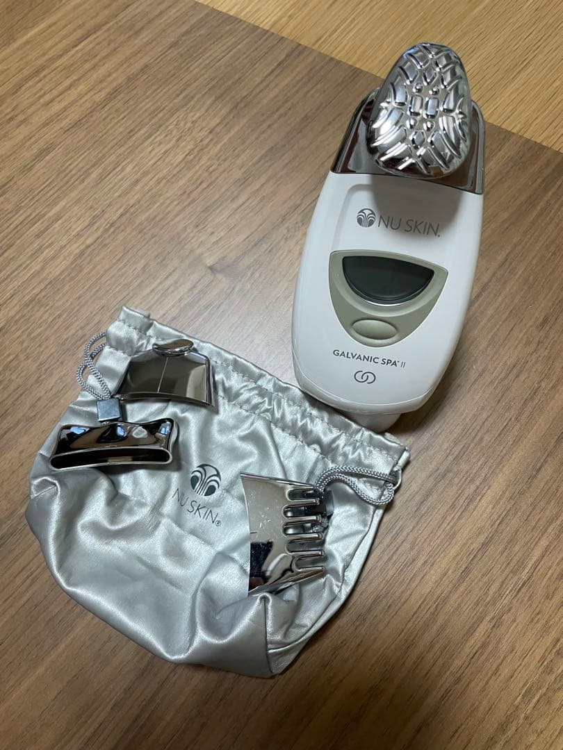 ニュースキン、ガルバニックスパ、ボディスパ（ジェル付き）のセット