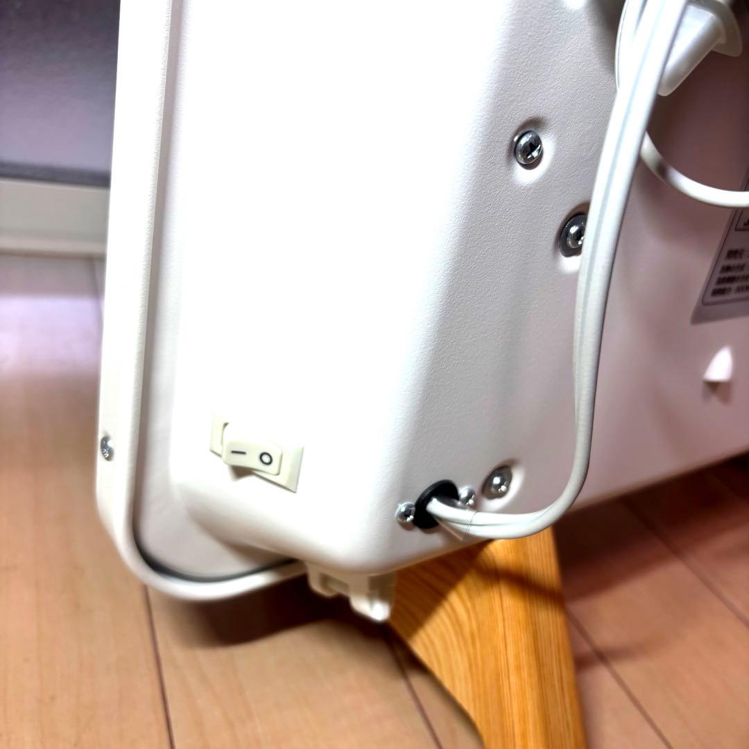 【美品】リブセトラ　コンベクターヒーター　LCH-801 21年製パネルヒーター