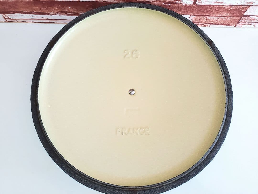 【良品】ル・クルーゼ　ココットロンド　26㎝