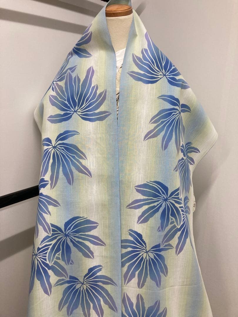 美品の新品未使用　伊勢型紙の浴衣反物　⭐︎写真追加しました