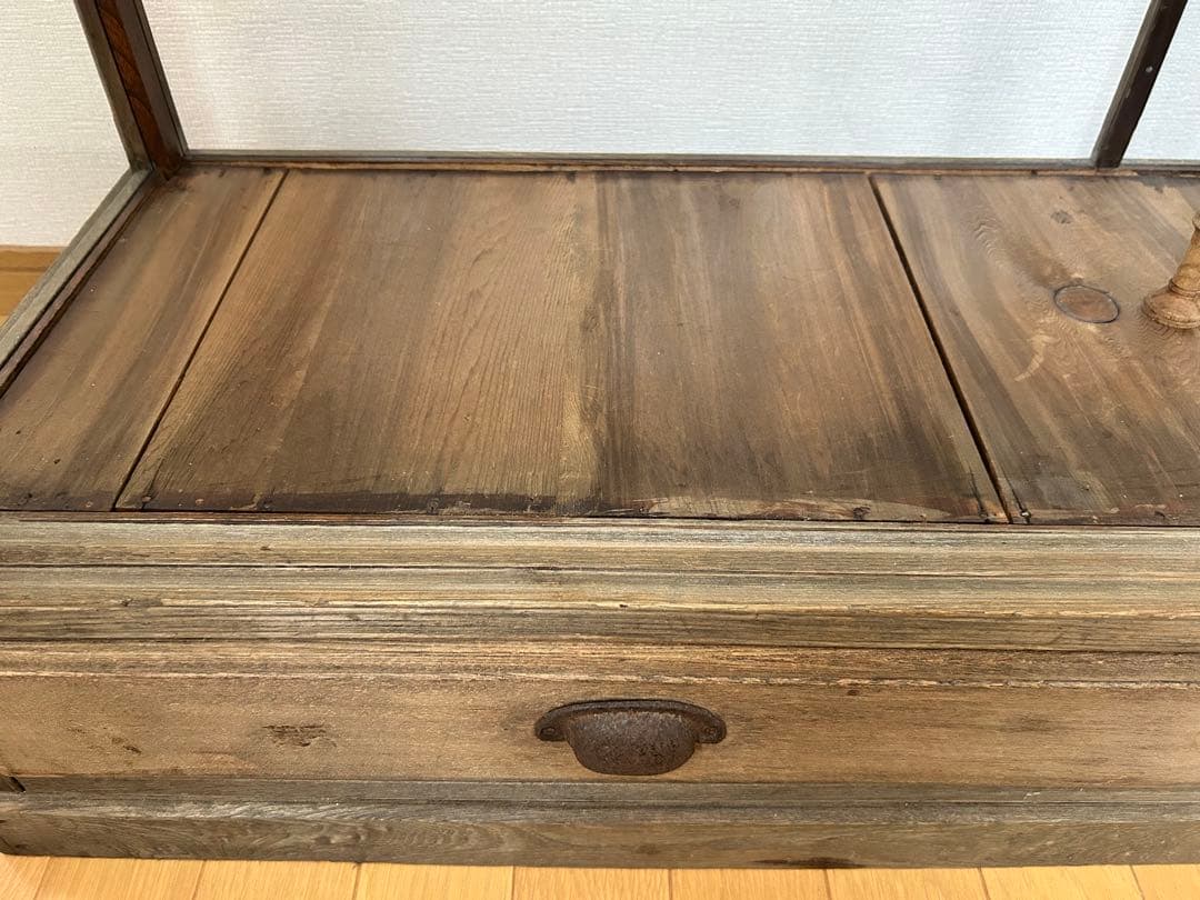 ガラス棚　（古家具・ビンテージ家具）