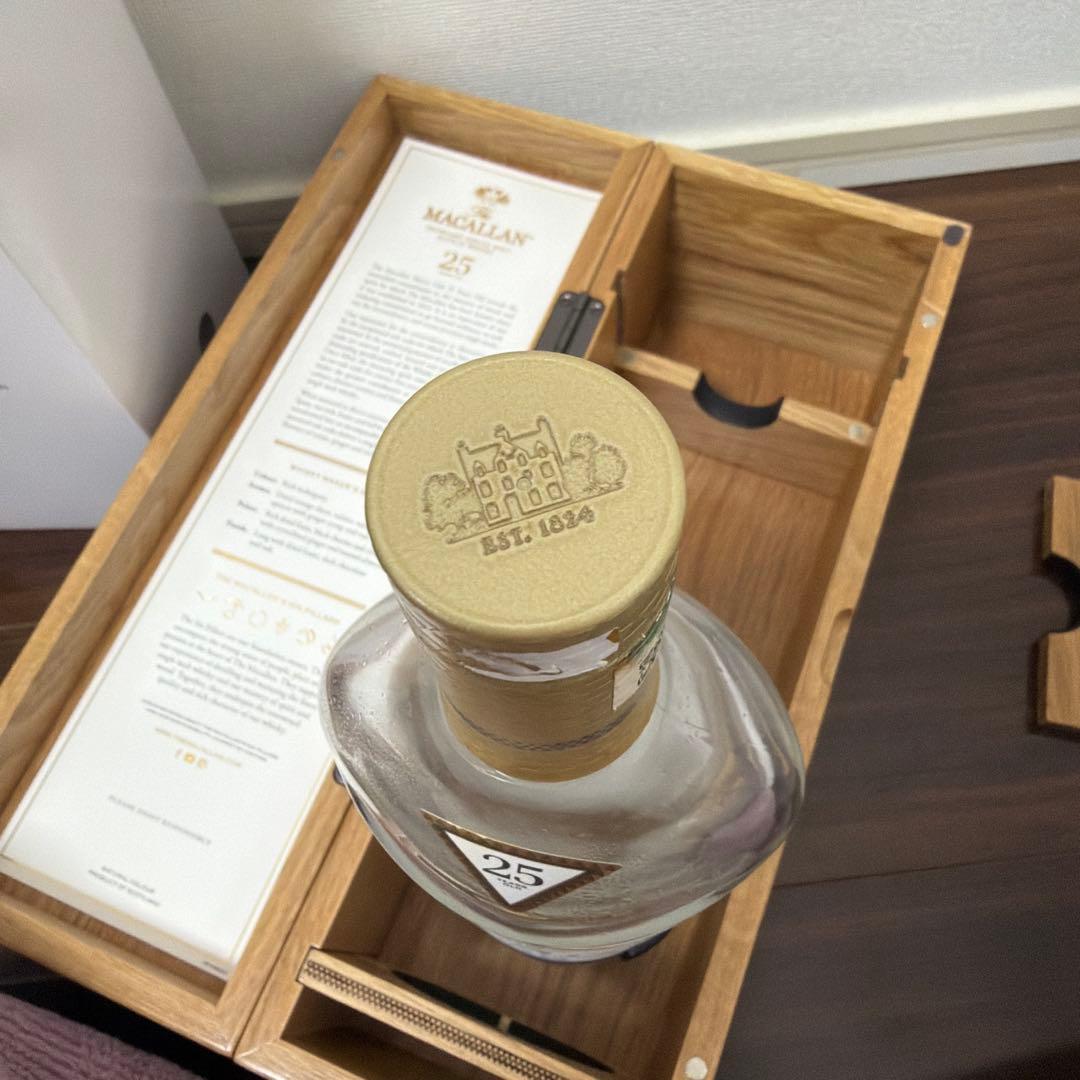 MACALLAN 25年 マッカラン 空瓶、木箱付き