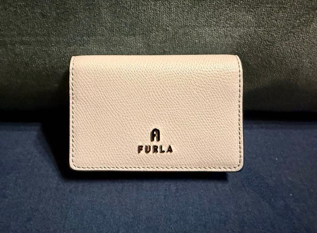 【新品未使用】FURLA 名刺入れ　ビジネスカードケース