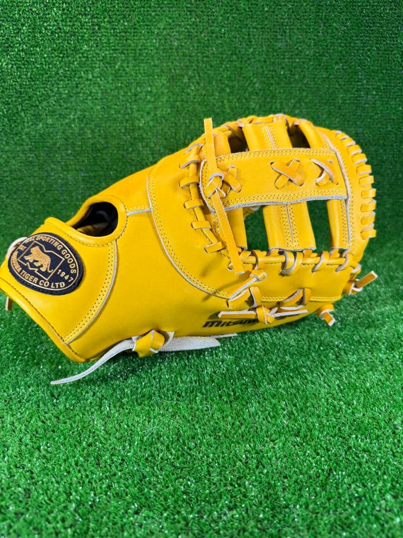 ミツワタイガー　REVOLTIGER　軟式　ファーストミット