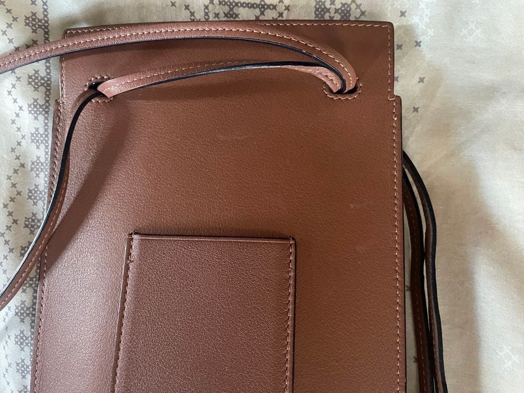 ロエベ LOEWE ダイスポケット　タン