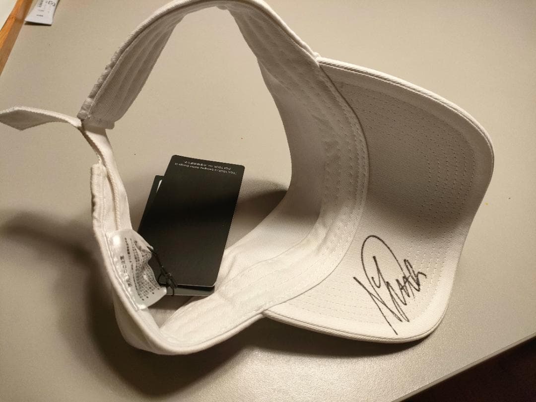 2024年 ZOZO CHAMPIONSHIP サイン入りバイザー