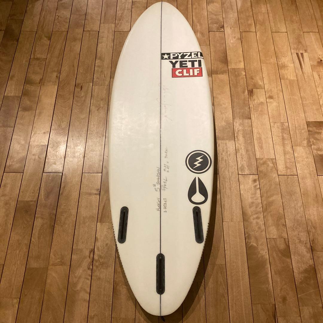 PYZELパイゼル　ジョンジョンフローレンス本人使用ボード