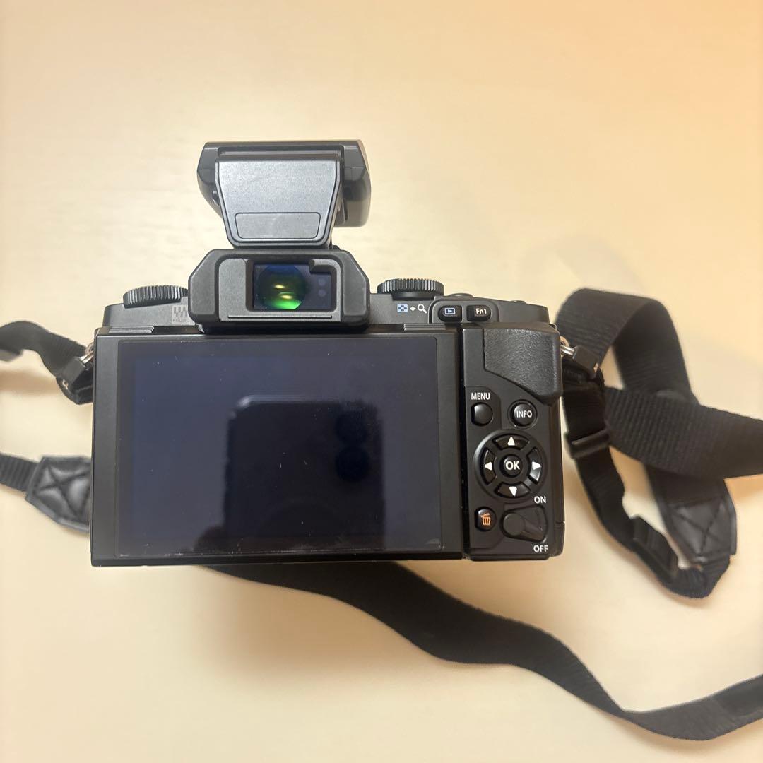 OLYMPUS OM-D EM5 ミラーレス一眼カメラ