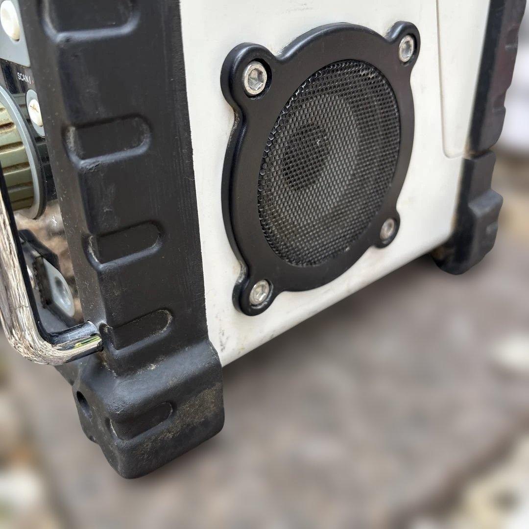 Makita MR103B 現場ラジオ