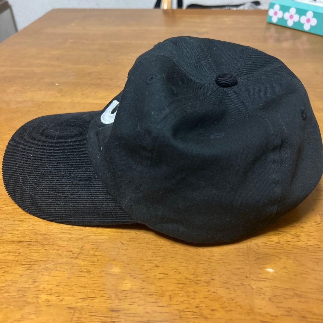 SUPREME ブラック キャップ Sの刺繍