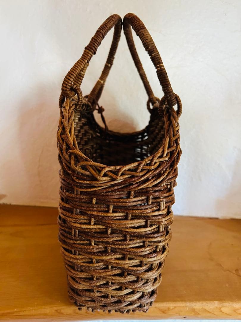 職人手作り　あけびつる編み　手提げカゴ